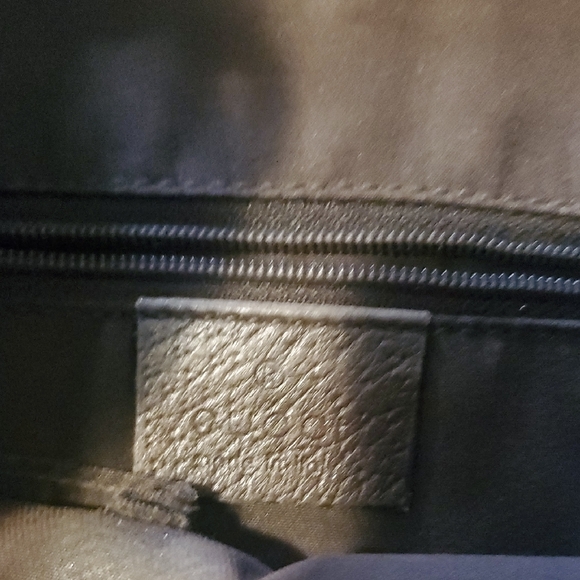 Authentic Gucci Tan and Brown Monogram Shoulder Bag - Picture 2 of 16